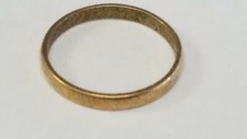 VINTAGE SOLID 10 K GOLD BABY RING