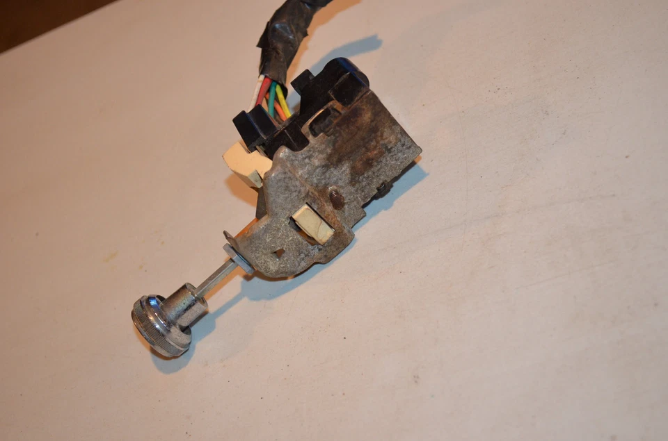 83 84 85 86 CHEVROLET VAN G10 G20 VANDURA HEADLIGHT LIGHT LAMP SWITCH AUTHENTIC Foto 3 de 3