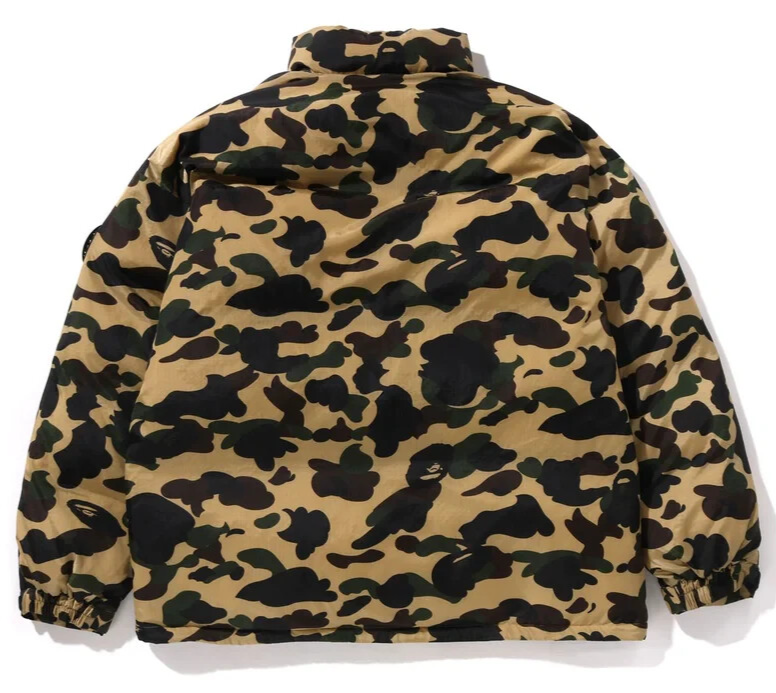 A BATHING APE 1ST CAMO CAMO柄　ダウンジャケットエイプ A Bathing Ape BAPE 
