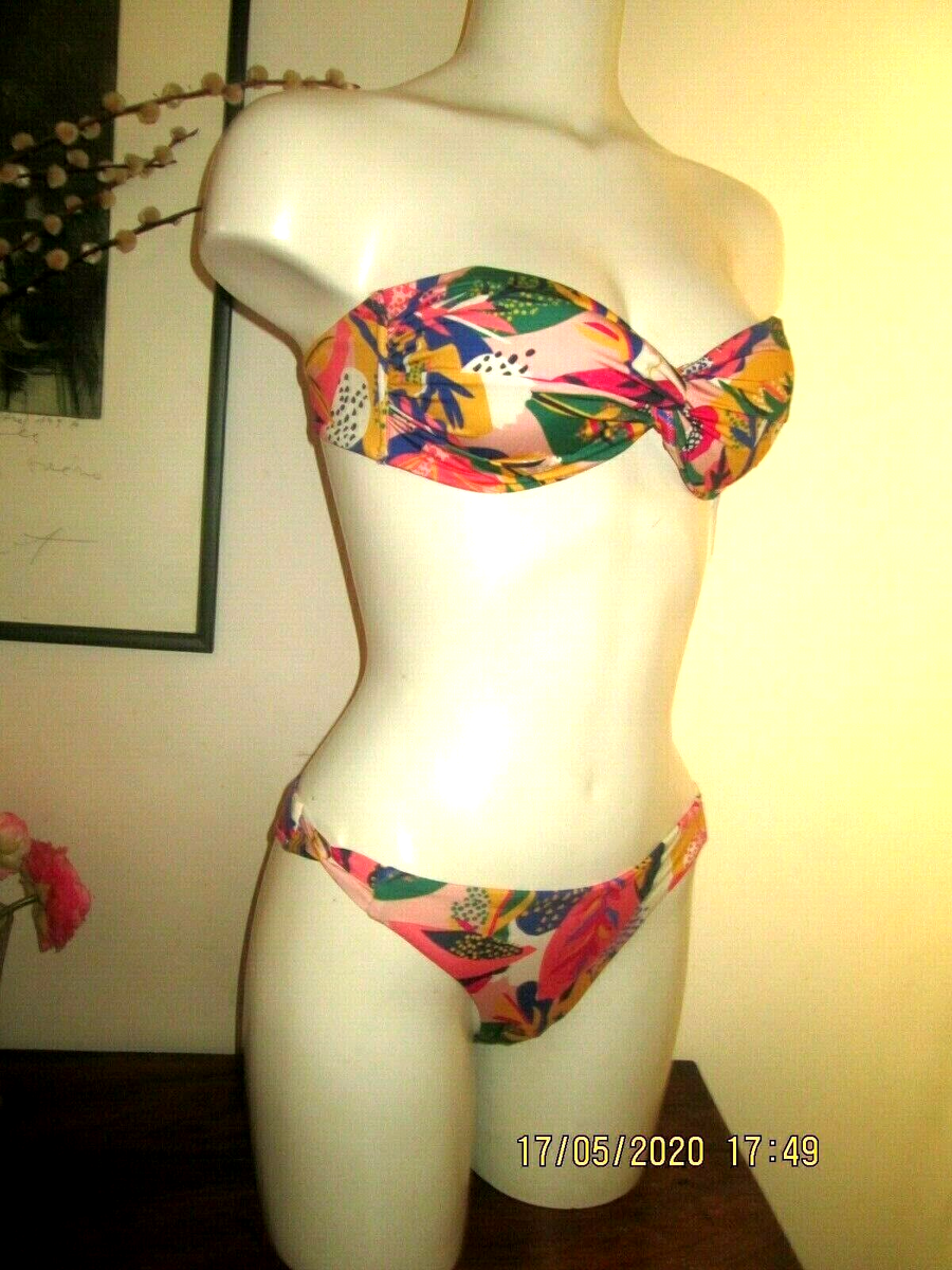 Maillot De Bain 2 Pièces Oysho 'Fleurissant' - Haut Et Bas Taille M - Motif Floral - NEUF Avec étiquettes