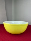 VTG Original Collectible Pyrex Yellow 4 QT #404 Mixing Bowl