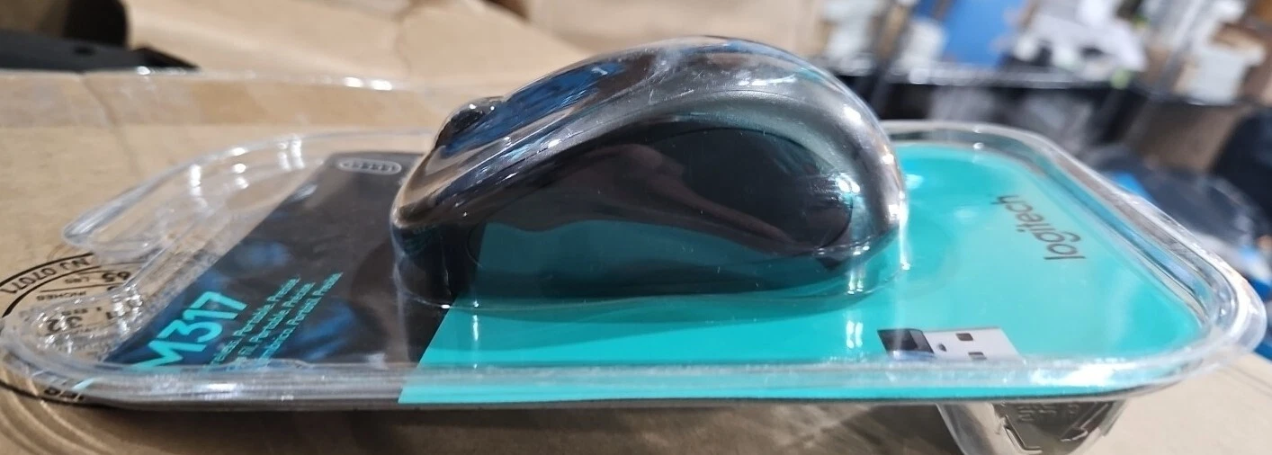 Logitech M317 Black Wireless USB Optical Mouse Nano USB Receiver - Sealed Retail - Picture 4 of 5