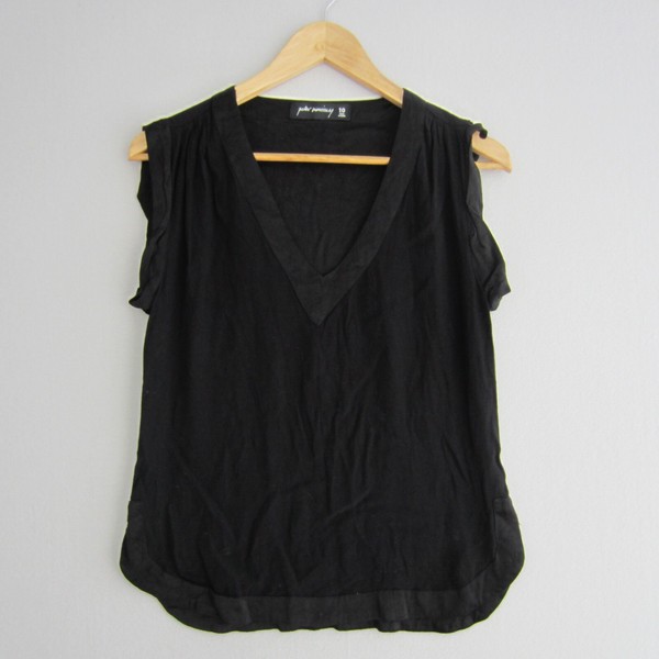 Peter Morrissey Top Womens 10 Black Blouse V Neck Satin Trim Sleeveless Casual