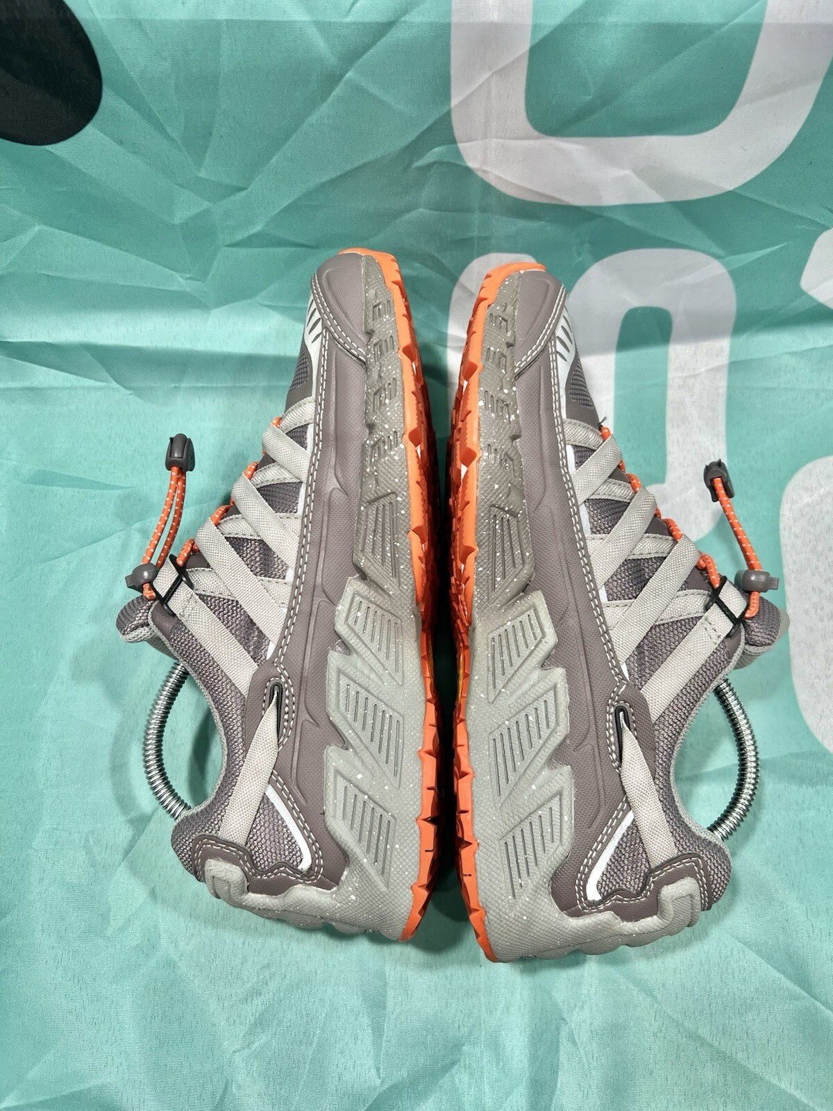 Scarpe da trekking outdoor KEEN Versatrail da donna taglia 7 grigio USA arancione impermeabili