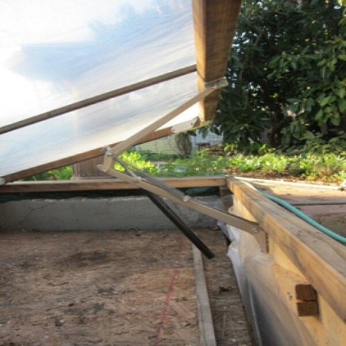 Leafy Creations Greenhouse Automatic Window Opener. Black or Silver eBay