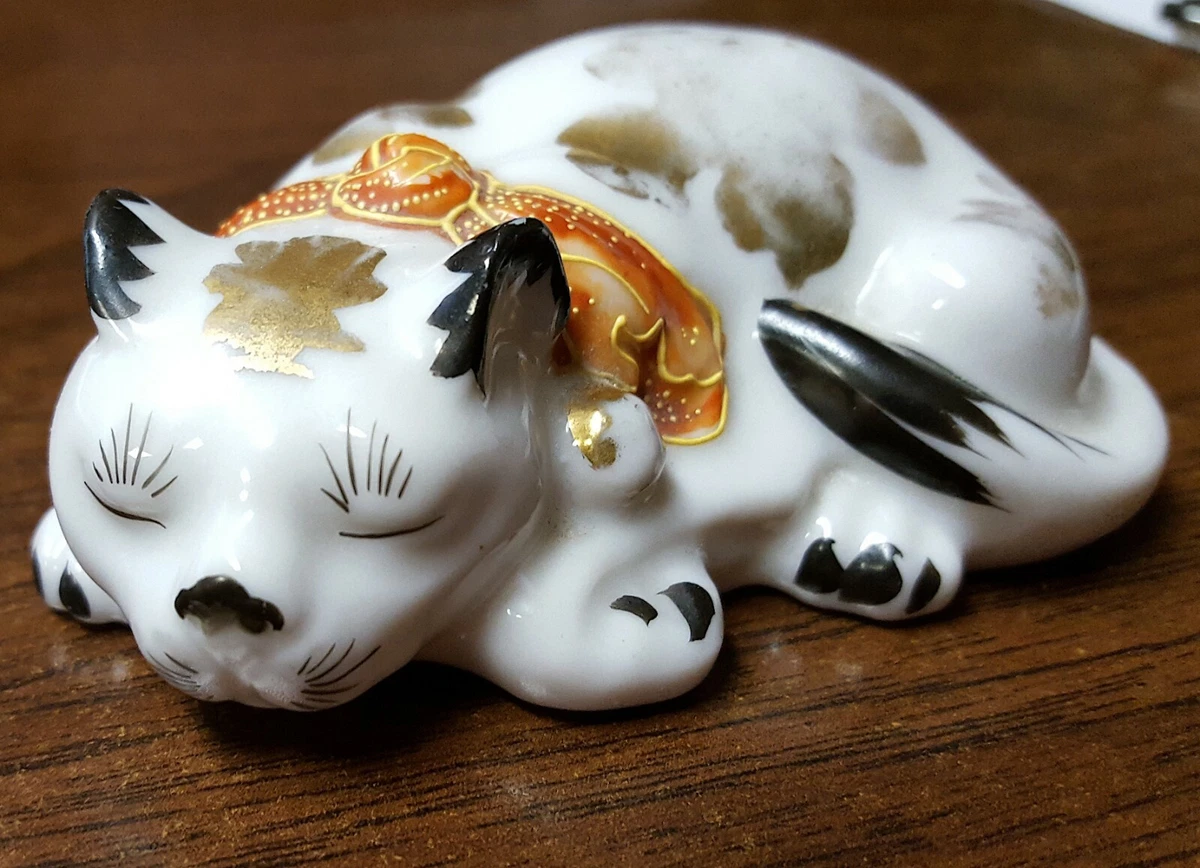 Vintage Japanese Sleeping Cat Porcelain Figurine Hand Painted