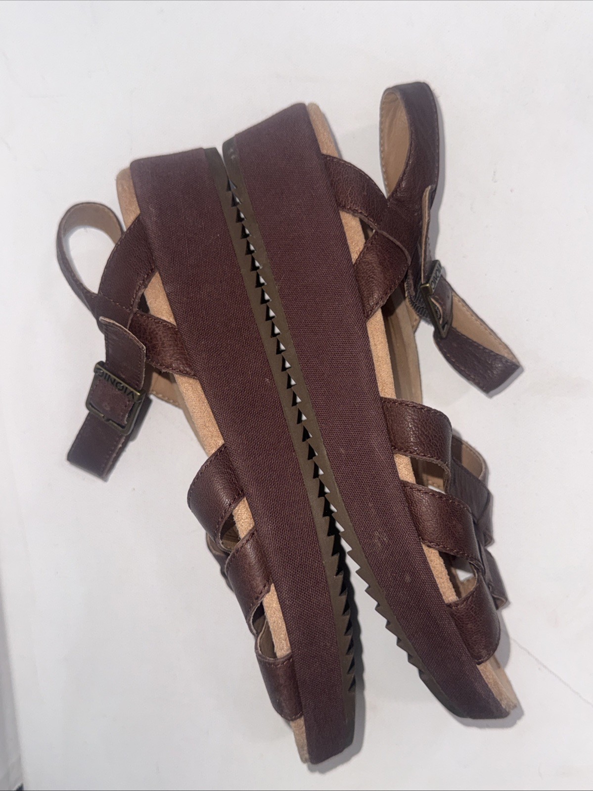 Vionic Strappy Gorpcore Brown Comfort Orthotic We… - image 5