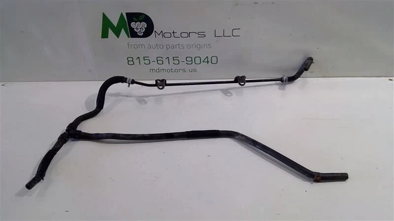 2020-2022 GMC ACADIA RADIATOR SURGE TANK INLET HOSE OEM 84824873 - Image 3 of 4
