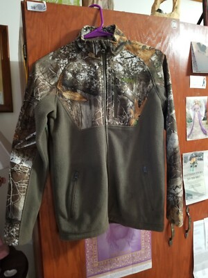 Magellan Outdoors Real Tree Camo Light 