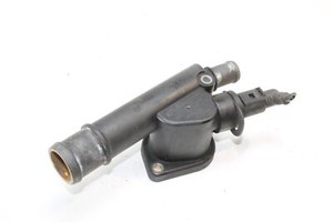 VW PASSAT B6 3C2 Flansch des Kühlsystems 038121132 14978053