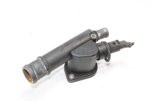 VW PASSAT B6 3C2 Flansch des Kühlsystems 038121132 14978053