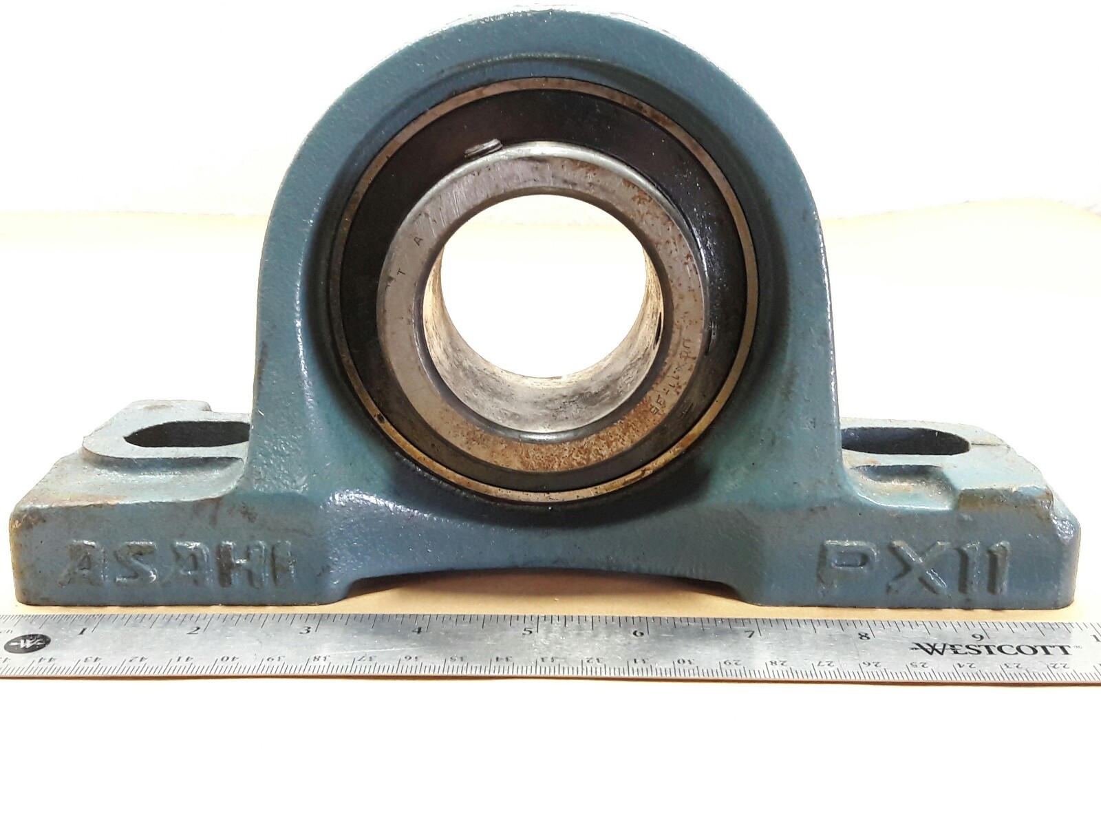 Lot De 4 Roulements à Billes Insert UCX11-35 Avec Blocage Par Vis - Alésage 2-3/16 Pouces - Acier AISI 52100 - Neufs
