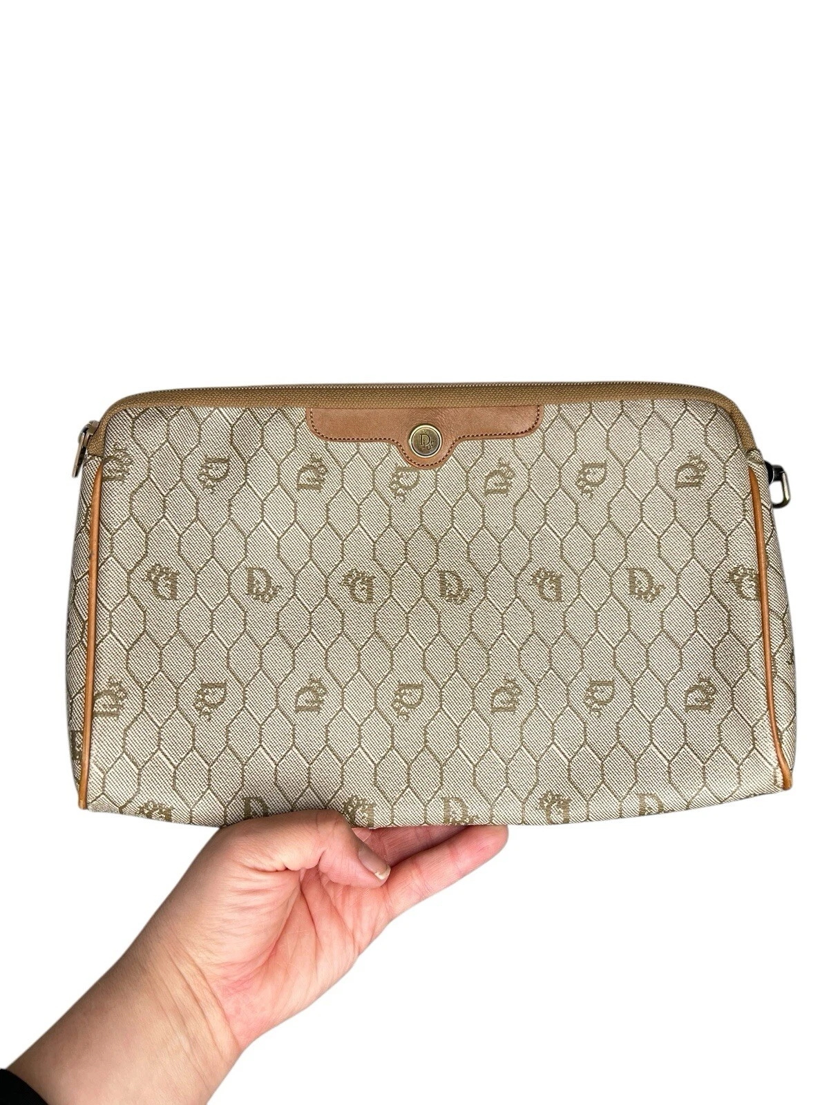 Sac pochette Christian Dior nid d'abeille vintage beige