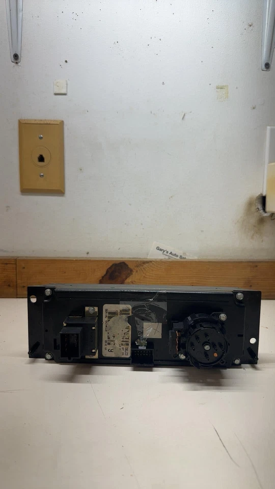 97 98 99 OLDS SIHLOUETTE Calentador A/C Control Foto 2 de 4