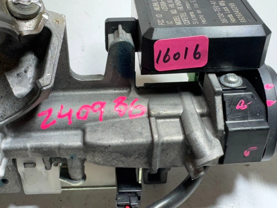 Interruptor de encendido Honda Accord 2008-2012 bloqueo con llave e inmovilizador OEM 39730-TE0-A1 Foto 2 de 4