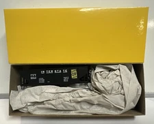 Accurail HO Scale Interstate RR Coal Goes To War 2-Bay Hopper Car Kit #6012