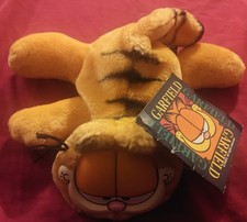 Vintage 1978 PAWS Fine Toy Garfield Plush With Tags