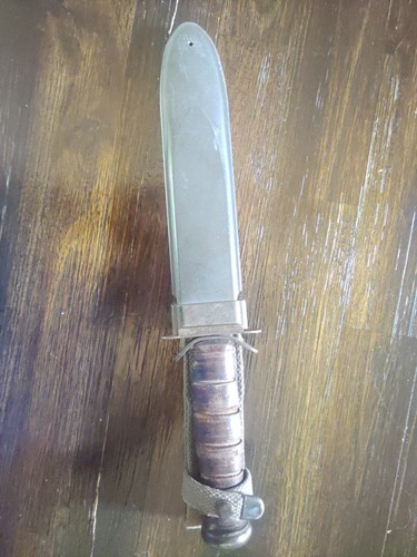 Fantastic Original WWII USN MK2 Mark 2 Kabar Knife w/ B M Co Sheath