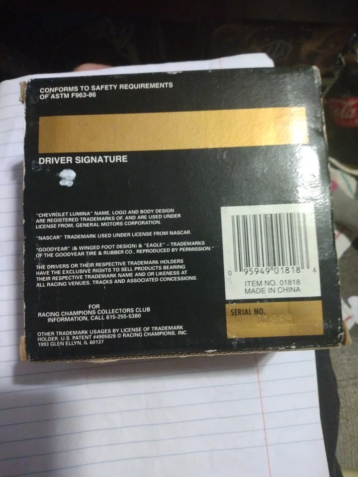 Premier Edition Racing Champions 1993 - #33 Harry Gant - Skoal 1:64th Foto 3 de 4