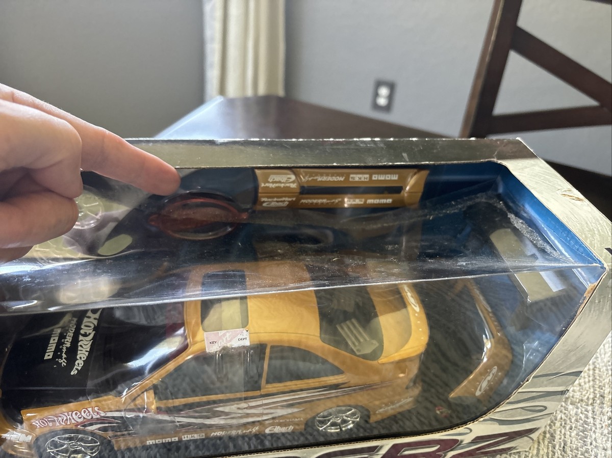 2002 Hot Wheels 1:18 TUNERZ Honda Civic Si Gold Metal Collection