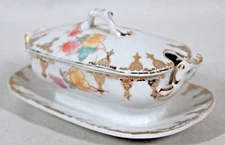 ANTIQUE VICTORIA CARLSBAD AUSTRIA 2 PC MINI COVERED TUREEN + ATTACHED UNDERPLATE