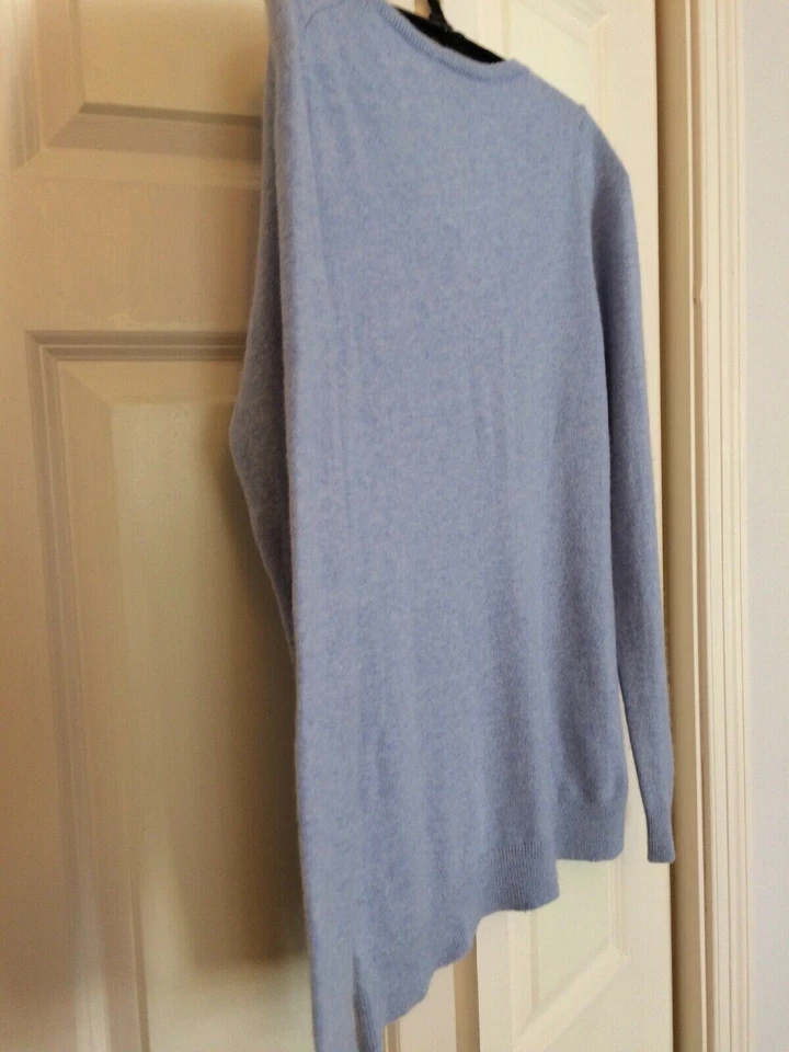 Suéter feminino Ann Taylor 100% cashmere azul claro tamanho S pit-pit 18" comprimento 25 - Imagem 3 de 3