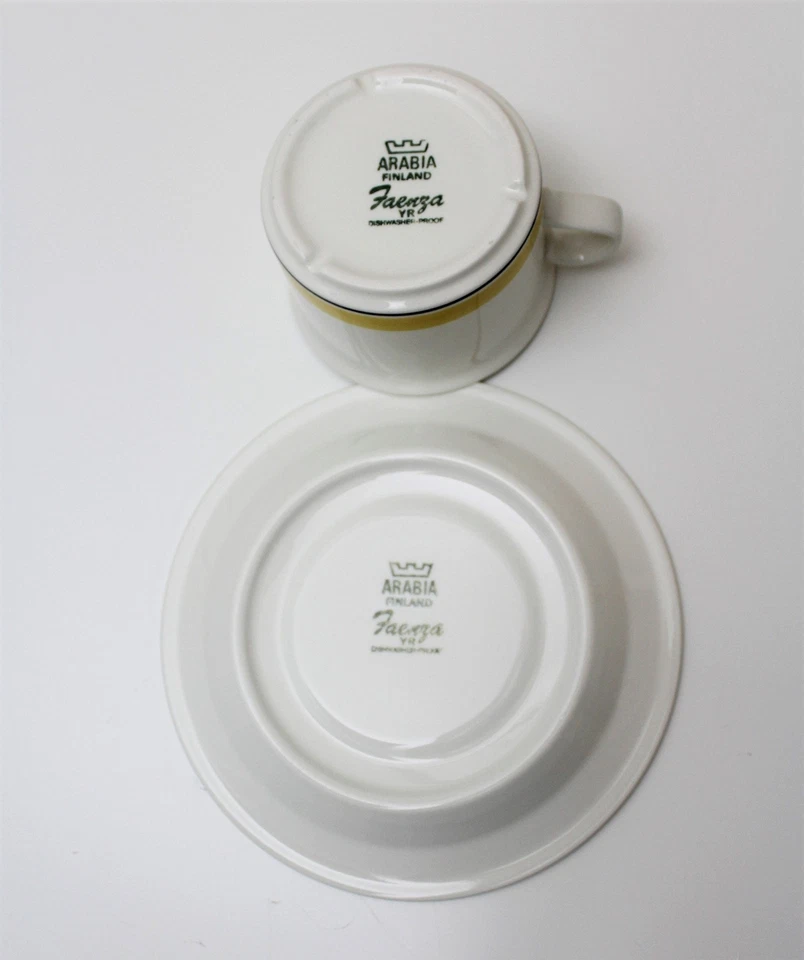 Taza de té y platillo Arabia Finlandia Faenza Peter Winquist mediados de siglo amarillo moderno Foto 4 de 4
