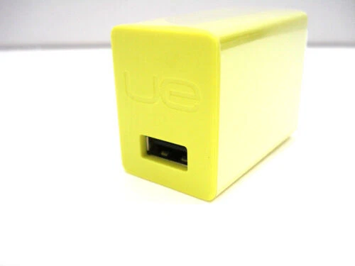 Cargadores y bases de recarga para reproductores de audio Logitech