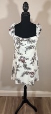 Lulu's One Sweet Day Cream Floral Dress. Size L. Sweetheart Neckline.