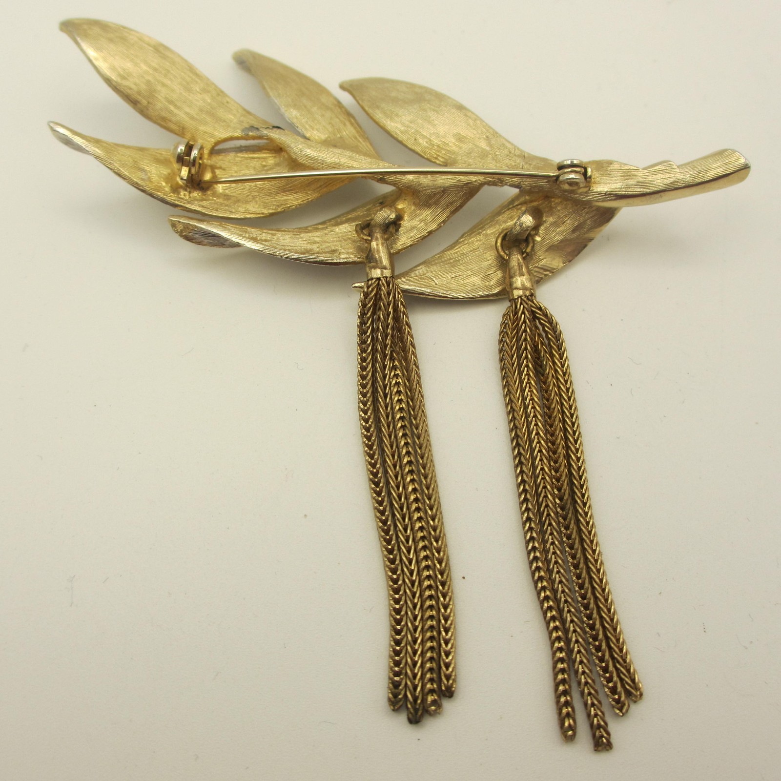 Vintage Statement Brooch Leaf Dangles Textured Si… - image 4
