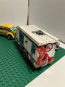 LEGO CITY 4435 Car with Camper RV and Trailer printed instructions included 
