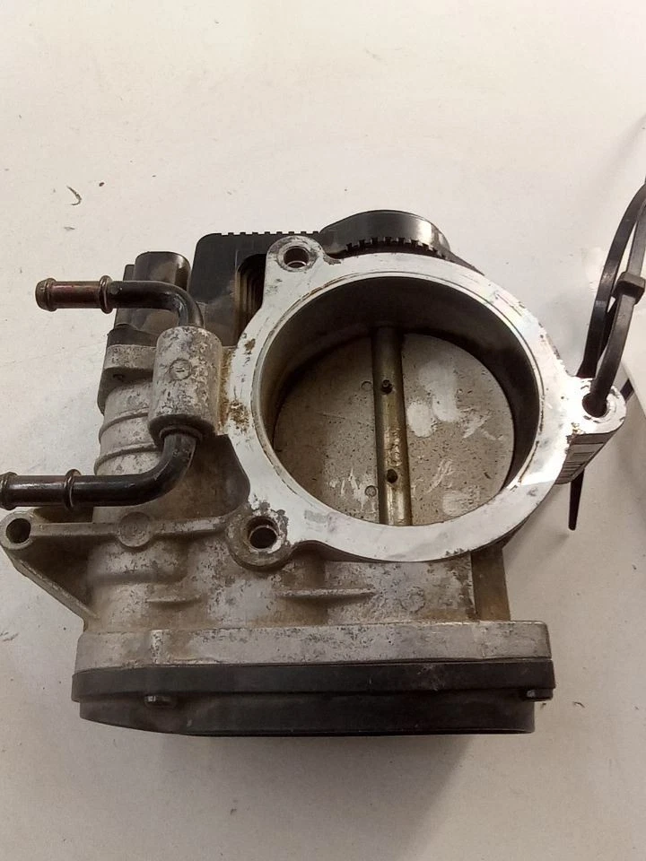 2006-2012 KIA SEDONA КОРПУС ДРОССЕЛЬНОЙ ЗАСЛОНКИ В СБОРЕ 3,3 Л OEM Б/У ПРОТЕСТИРОВАН 95100-3C200 - Изображение 3 из 4