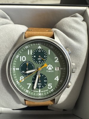 Timex Expedition Chronograph TW2W16400 Green Dial Leather Strap 100M Box