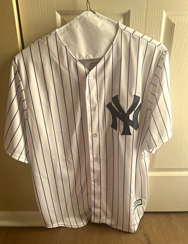 Majestic New York Yankees Aaron Judge #99 White Pinstripe Jersey Men's Size L