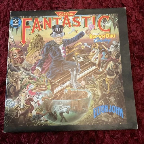 ELTON JOHN CAPTAIN FANTASTIC 1975 UK PRESS 12" VINYL A1-B1  LP + BOOKLETS