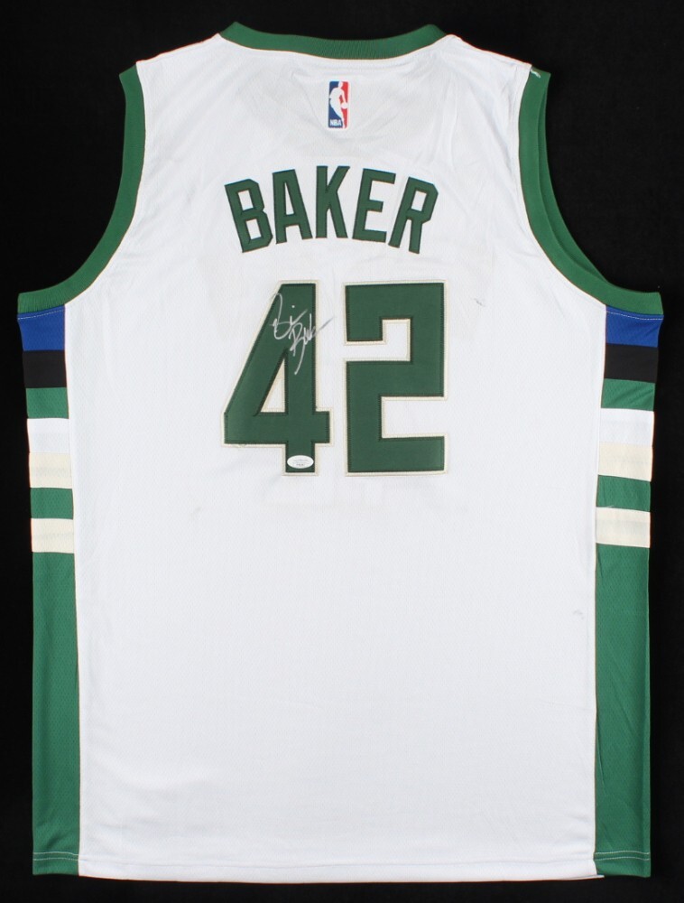 Vin Baker Autographed Signed Milwaukee Bucks Jersey (JSA COA) 1993 1St Round Pick #8 Overall 