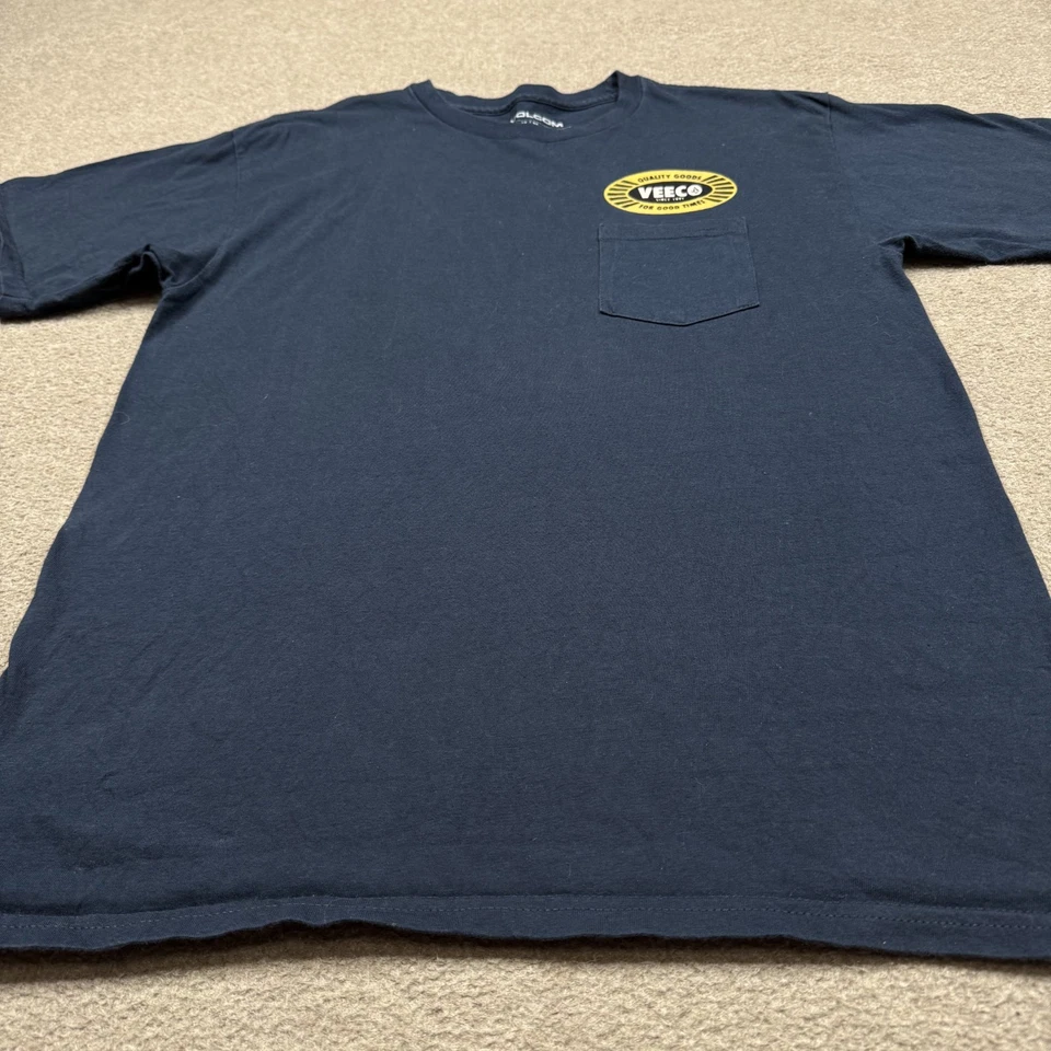 Volcom Men's Shirt Size M Blue Short Sleeve Vintage Y2K Surf Outdoor Pocket Tee - Image 4 of 4