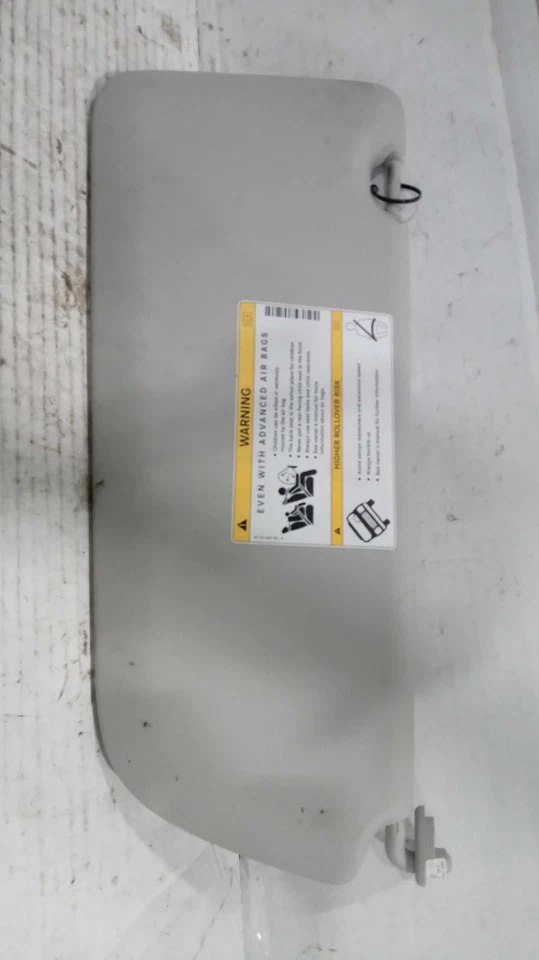 2019 Mercedes-Benz Metris Sun Visor White OEM Used 623363 4DR VAN — 第 2/4 张图片