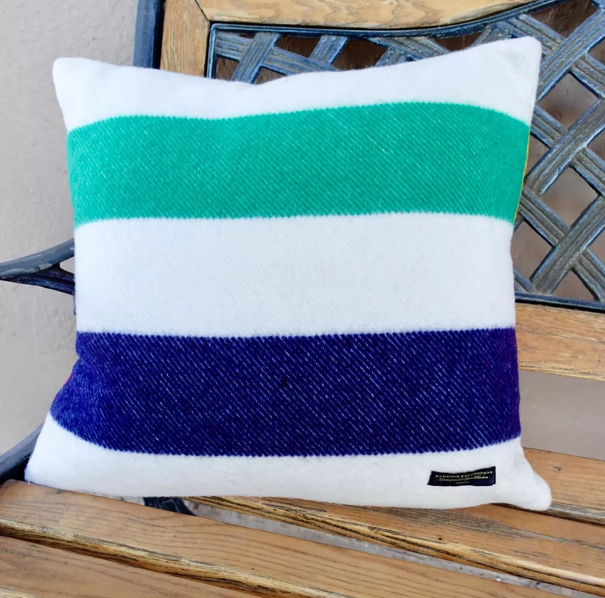 Broyhill Sit On The Porch Indigo & White Outdoor Throw Pillow