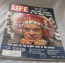 Life Magazine 1962 Comedian Bob Hope White House 'Egghead Roll' Belle Has a Baby