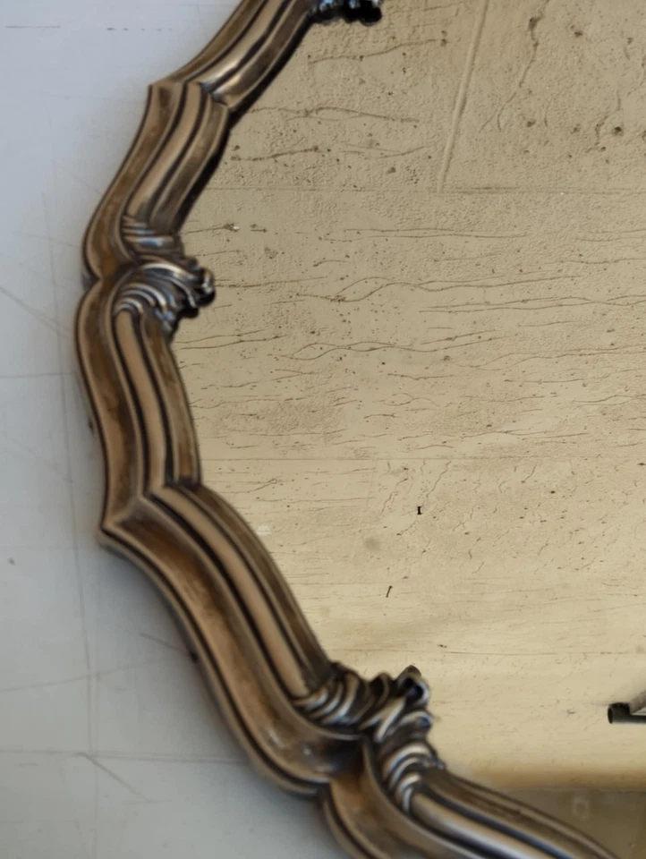 ANTICO VASSOIO A SPECCHIO IN ARGENTO TITOLO 800 A CONTORNO ONDULATO SAGOMATO - Immagine 4 di 4