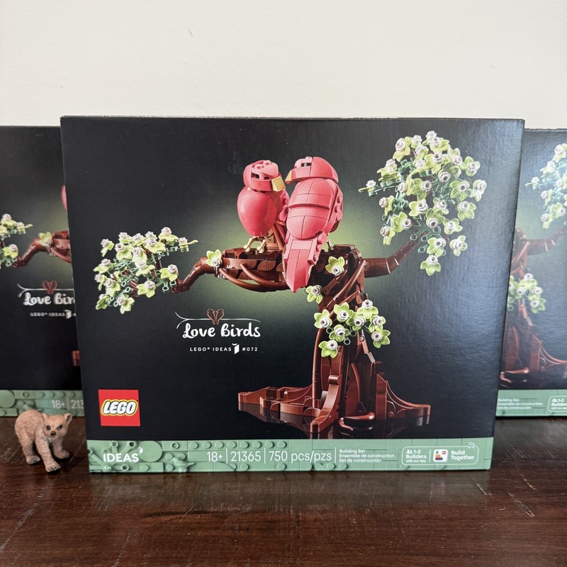 LEGO Ideas Love Birds 21365 Building Set Valentine's Day Gift SEALED NEW
