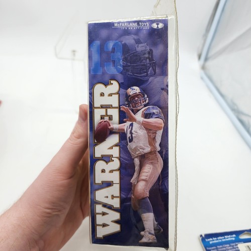Kurt Warner Rams McFarlane NFL Figur Serie 1 weiß Trikot Uniform Neu 2001 #13 - Bild 6 von 7