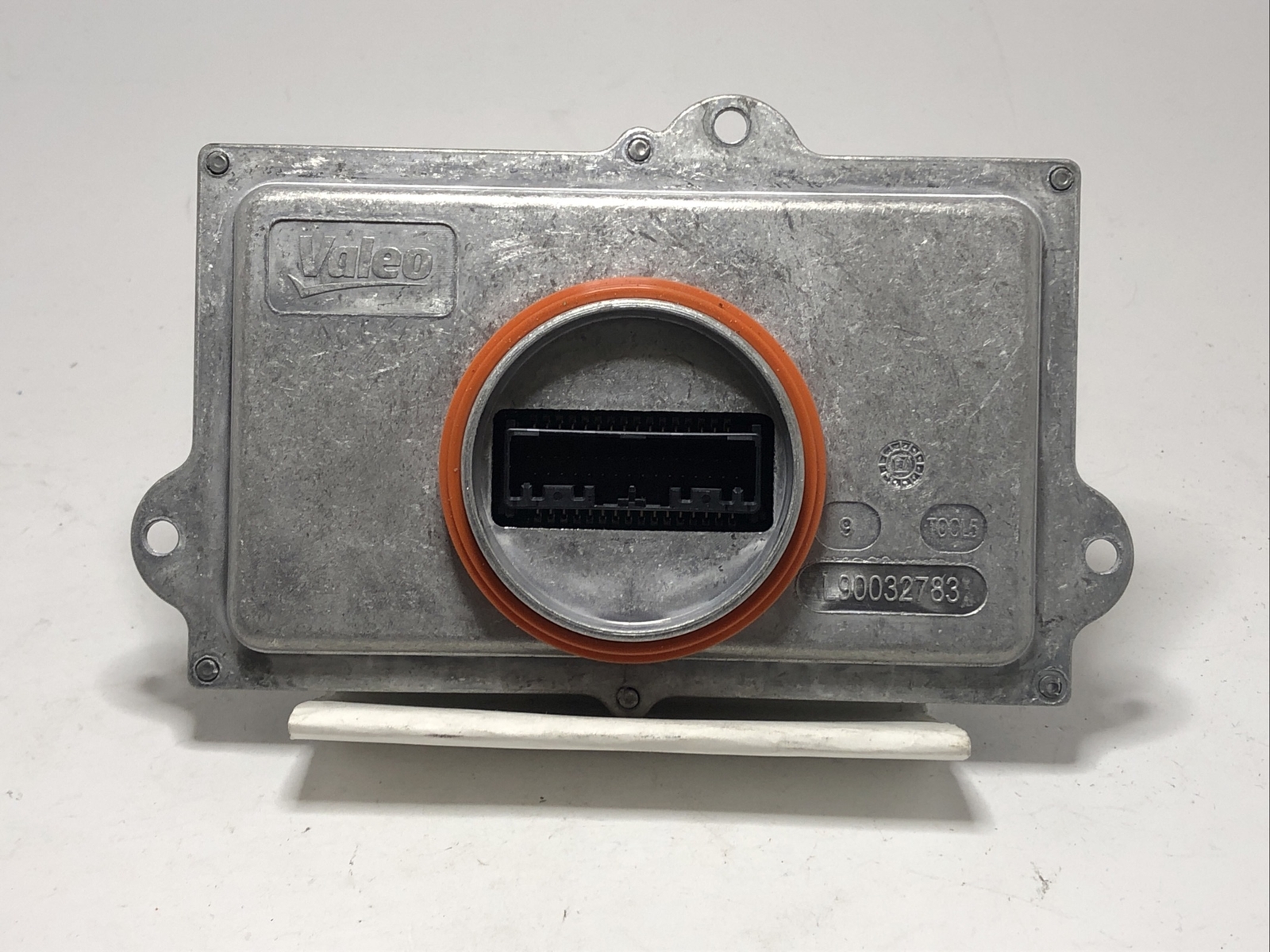 Tested OEM 18-20 Maserati Quatroporte Headlight Control Module Ballast L90152076