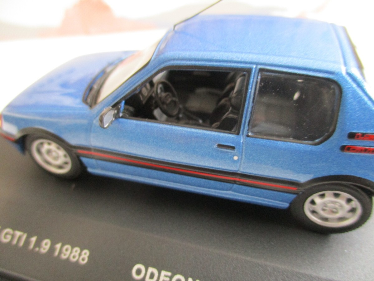 Un best-seller disponible chez Momaco au 1/43, la Peugeot 205 GTi