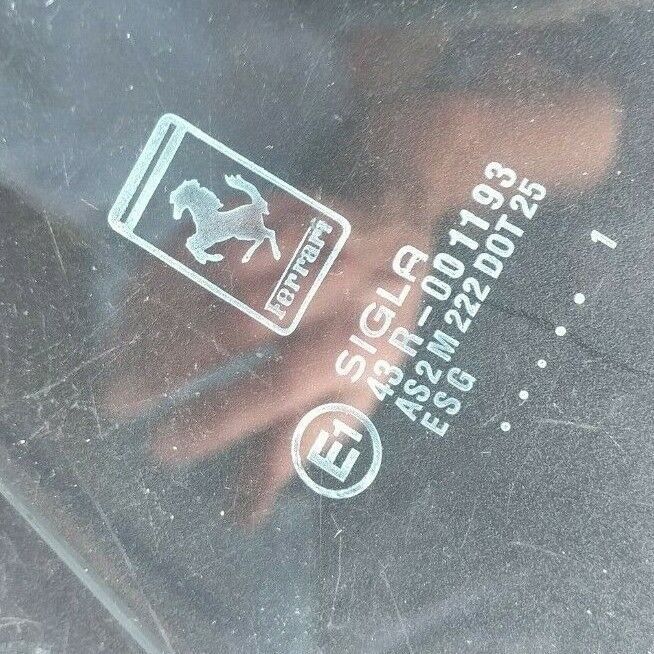 FERRARI 348 PARTS  RIGHT DOOR drop glass 62104300