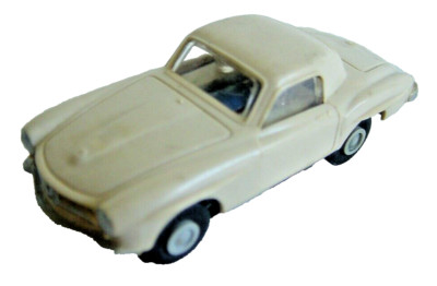 Faller ams   4821       *** Mercedes Benz 190 SL ***        hellbeige