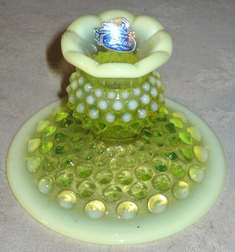 2 1940 ANTIQUE FENTON VASELINE OPALESCENT HOBNAIL ART GLASS TOPAZ CANDLE HOLDER - Picture 2 of 4