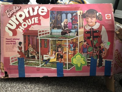 barbie surprise house