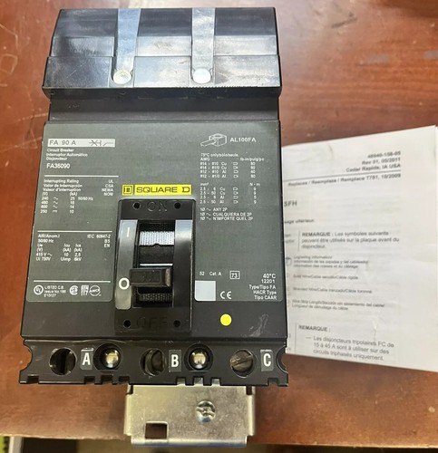 SQUARE D FA36090 CIRCUIT BREAKER 3 Pole - Picture 1 of 5